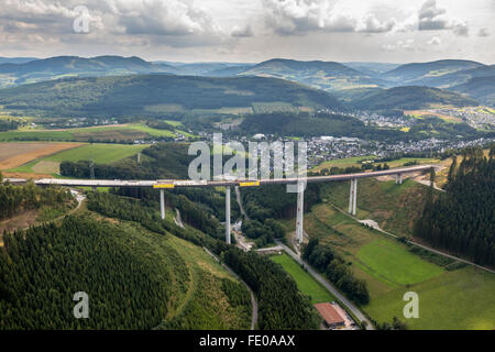 Vue aérienne, la construction d'un pont un Nuttlar46, les images aériennes du plus haut pont NRW, Bestwig, Sauerland, Banque D'Images