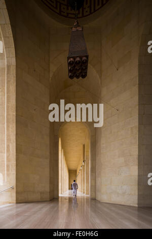 Côté arcade, la grande mosquée Al Fateh, Manama, Bahreïn Banque D'Images