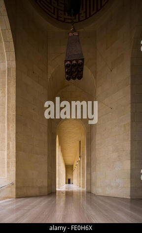 Côté arcade, la grande mosquée Al Fateh, Manama, Bahreïn Banque D'Images