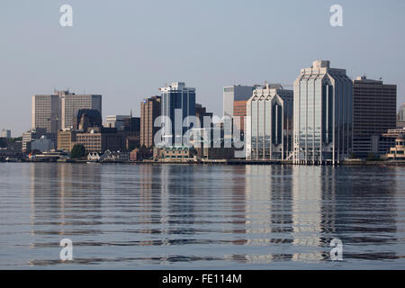 La ville de Halifax en Nouvelle-Écosse, Canada. La ville portuaire se trouve sur le front de mer du port de Halifax. Banque D'Images