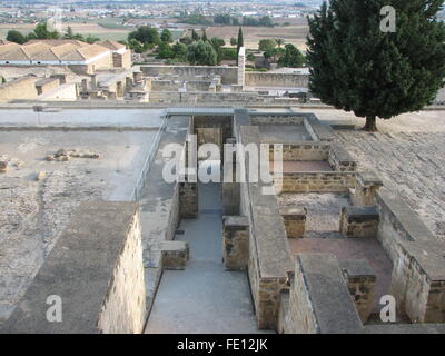 Ruines de la musulmane maure/califat islamique ville Medina Azahara, califat de Cordoue, site classé au Patrimoine Mondial de 2018, l'Espagne Banque D'Images