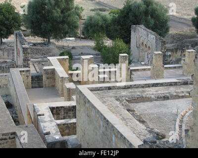 Ruines de la musulmane maure/califat islamique ville Medina Azahara, califat de Cordoue, site classé au Patrimoine Mondial de 2018, l'Espagne Banque D'Images