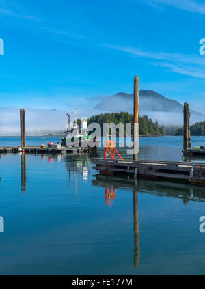 Tofino, Colombie-Britannique : Tofino Harbour sur l'île de Vancouver, Canada Banque D'Images