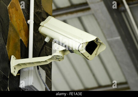 Caméra CCTV installation sur mur Banque D'Images