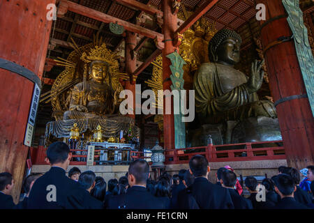 L'intérieur du Temple Todaiji, Nara, Japon Banque D'Images