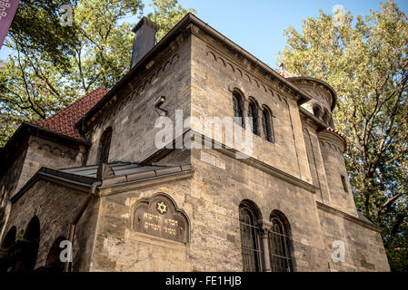 PRAGUE, RÉPUBLIQUE TCHÈQUE - le 10 octobre 2015 : Salle de cérémonie Ancien (vers 1912, l'architecte J. Gerstl) de Klausen Synagogue à Jewi Banque D'Images