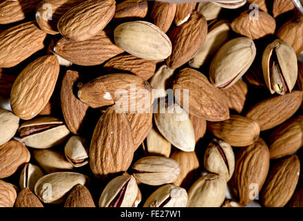 Contexte - les écrous végétalien premières Amandes et pistaches Banque D'Images