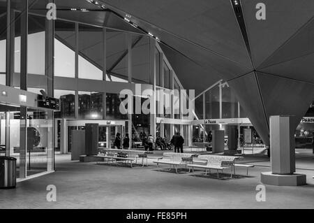 La gare nouvelle et moderne dans la ville de Logroño, La Rioja, Espagne Banque D'Images