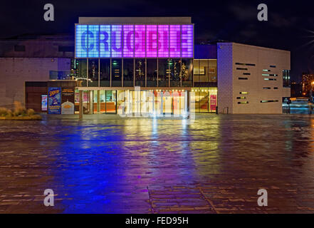 Théâtre Crucible la nuit,Sheffield,South Yorkshire Banque D'Images