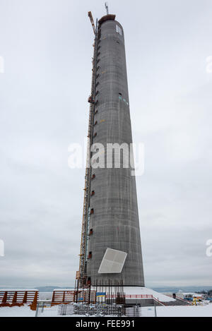 Rottweil, Allemagne - le 19 janvier 2016 : site de construction de la nouvelle tour de contrôle de l'élévateur Thyssen Krupp à Rottweil, Allemagne. La f Banque D'Images