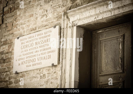 Plaque à la mémoire de Giorgio Massari et Antonio Vivaldi à l'église Santa Maria della Pietà, Venise, Vénétie, Italie Banque D'Images