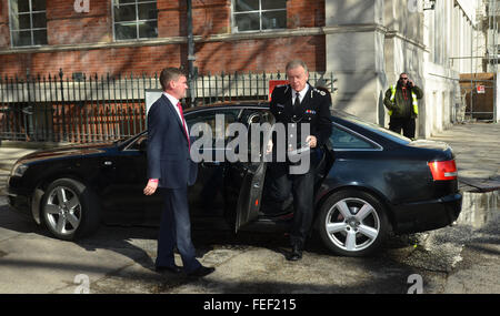 10e anniversaire de la Maman de Tesco of the Year Awards 2015 qui a eu lieu au Savoy - Arrivées en vedette : Sir Bernard Hogan-Howe Où : London, Royaume-Uni Quand : 01 Mars 2015 Banque D'Images