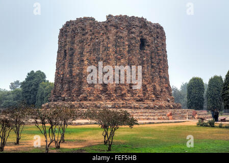 Complexe de Qutb Minar, l'Alai, Delhi, Inde, Asie Banque D'Images