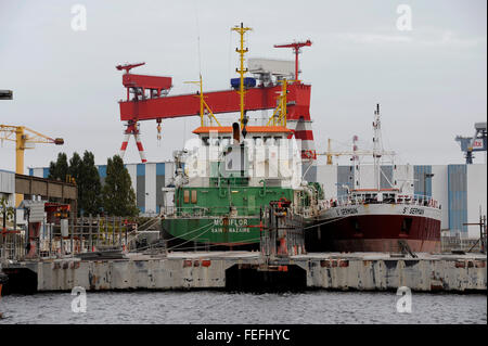 Bassin de Penhoete et chantiers navals de chantiers de l'Atantique,STX,Saint-Nazaire,Loire-Atlantique, Pays de Loire, France Banque D'Images