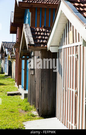 Typique des maisons en bois à biganos port dans le bassin d'Arcachon Banque D'Images