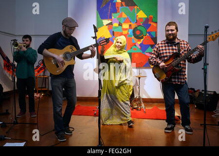London, UK, 6 janvier 2016. Renny Jackson en prestation au concert-bénéfice de recueillir des fonds pour le Sahara Occidental : les réfugiés oubliés du monde des camps pour les victimes de la crise d'inondation 2015 Sahraoui à Bolivar Hall à Londres. Credit : Voir Li/Alamy Live News Banque D'Images