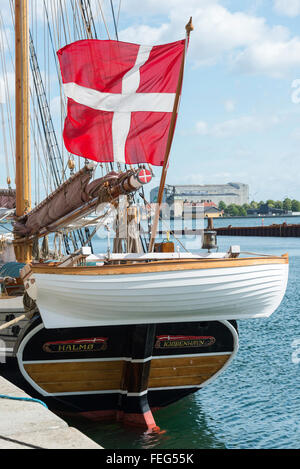 Halmo Schooner du XIXe siècle sur le quai, Admiralkaj, Toldbodgade, Copenhague (Kobenhavn), Royaume du Danemark Banque D'Images
