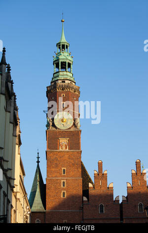 La Pologne, la ville de Wroclaw, Tour de l'horloge de l'hôtel de ville de la Vieille Ville Banque D'Images