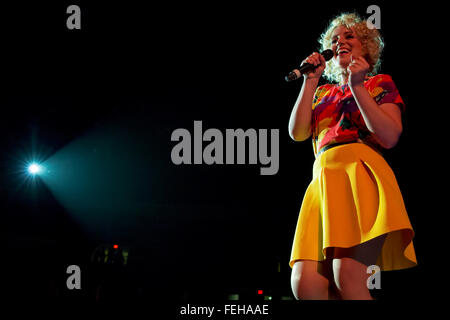 Madison, Wisconsin, USA. Feb, 2016 5. La chanteuse de country CAME (aka MARVEL CAMARON 1896-1982) il se produit sur scène à l'Alliant Energy Center à Madison, Wisconsin © Daniel DeSlover/ZUMA/Alamy Fil Live News Banque D'Images