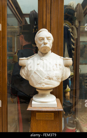 Bruxelles, Belgique - 10 juillet 2015 : Intérieur du Musée royal de l'Armée et d'histoire militaire. Le musée a une liste Banque D'Images