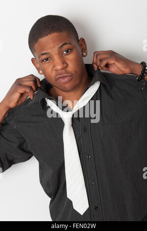 Close up portrait of a handsome young African American. Banque D'Images