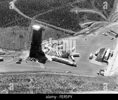 Cette photographie de la collection Atlas Negative capture un moment historique, mettant en valeur les premières techniques photographiques utilisées pour documenter des événements, des paysages ou des moments culturels de l'histoire. L'image illustre les premières étapes de la photographie en tant que forme d'art. Banque D'Images