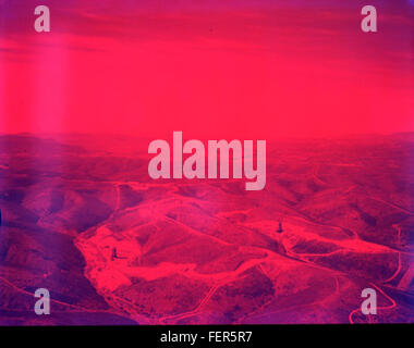 Image de la collection Atlas Negative, présentant une variété de sujets historiques capturés en noir et blanc. Cette collection offre un aperçu de la vie passée à travers des négatifs soigneusement conservés. Banque D'Images