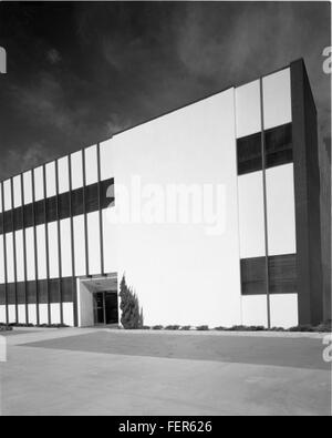 Cette image de la collection Atlas Negative présente une photographie historique qui fournit une vue détaillée d'une époque antérieure. La collection présente divers sujets, documentant des événements historiques importants, des lieux et des personnes. Banque D'Images