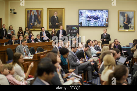 Liaison descendante de l'ISS avec House Committee on Science, l'espace et de la technologie 2 Banque D'Images