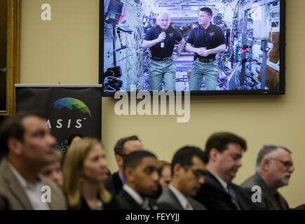 Liaison descendante de l'ISS avec House Committee on Science, l'espace et de la technologie 2 Banque D'Images