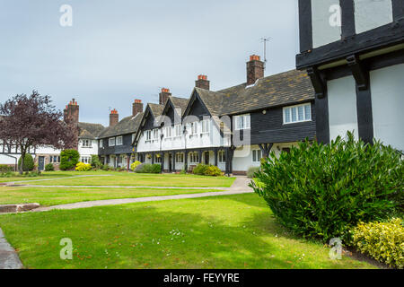 Logement attrayant fourni à Port Sunlight par William Lever, 1er vicomte Leverhulme. Banque D'Images