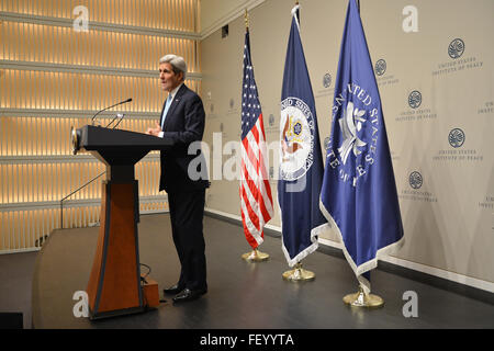 Kerry secrétaire prononce une allocution sur la stratégie américaine sur la Syrie à l'Institut américain de la paix Banque D'Images