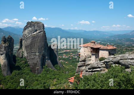 Le Saint Monastère de Rousanou/St. Barbara dans Meteora - complexe de monastères orthodoxes de l'Est, Grèce Banque D'Images