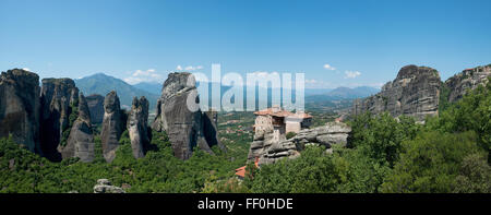 Le Saint Monastère de Rousanou/St. Barbara dans Meteora - complexe de monastères orthodoxes de l'Est, Grèce Banque D'Images