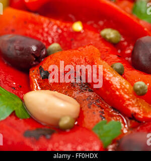 Salade de poivrons rouges rôtis Banque D'Images