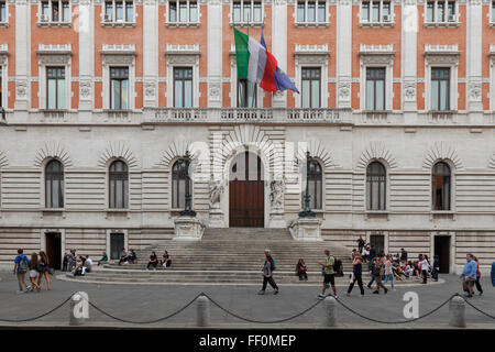 Palazzo Montecitorio, Parlement, Chambre des Députés, la Piazza del Parlamento, Lazio, Rome, Italie Banque D'Images