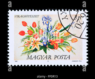 Ensemble d'affranchissement de la Hongrie a représentant un arrangement de fleurs, y compris les tulipes et les lys. Banque D'Images