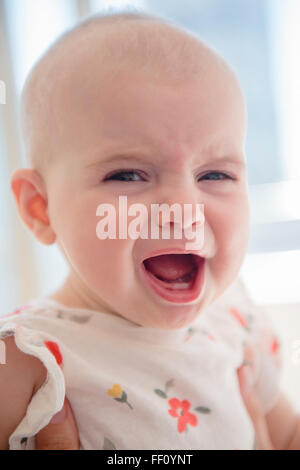 Caucasian baby girl crying Banque D'Images