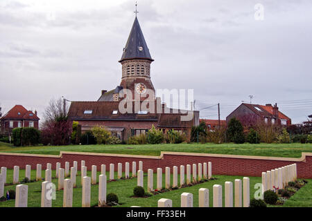 Au cimetière, Bois Faisan Fromelles honorant les soldats australiens qui sont morts dans la Première Guerre mondiale 1. Banque D'Images