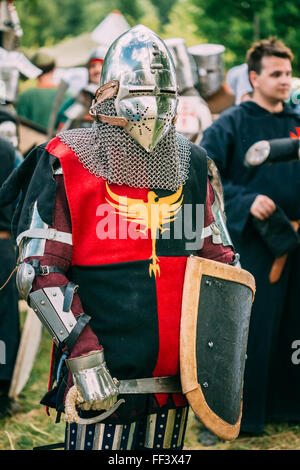 MINSK - Juillet 19 : Warrior Knight participant de VI festival de la culture médiévale 'Notre' Grunwald, dédié à 604 anniversaire de Ba Banque D'Images