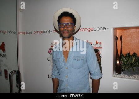 Hollywood, Californie, USA. Feb, 2016 4. J15811CHW.Eric Bent accueillir ''Yappy Hour'' Présentant le Toby & OrangeBoneLA .Collection Pucci, Los Angeles, CA.02/09/2016.ERIC BENET .©Clinton H. Wallace/Photomundo/ International Inc © Photos Clinton Wallace/Globe Photos/ZUMA/Alamy Fil Live News Banque D'Images