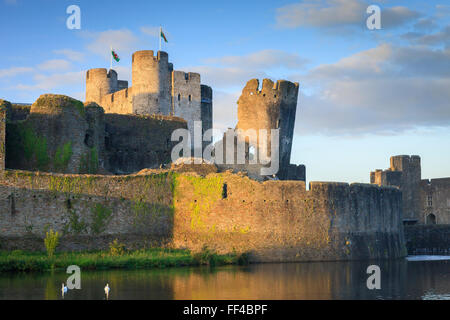 Château de Caerphilly Caerphilly Mid-Glamourgan au Pays de Galles Banque D'Images