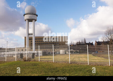 BERLIN, LE 28 JANVIER : Le 'Flughafen Berlin-Tempelhof" (en allemand pour "Berlin Tempelhof Airport' le 28 janvier à Berlin. Banque D'Images