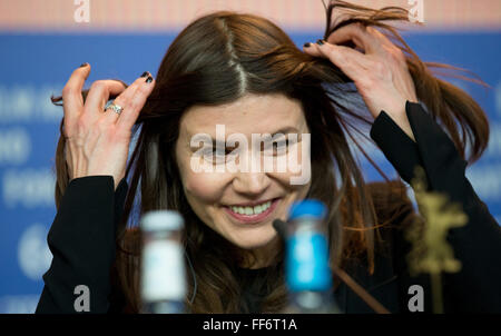 Berlin, Allemagne. Feb 11, 2016. 66e Festival International du Film de Berlin, Allemagne, 11 février 2016. Membre du jury Malgorzata Szumowska lors d'une conférence de presse. La Berlinale se déroule du 11 février au 21 février 2016. Photo : KAY NIETFELD/dpa/Alamy Live News Banque D'Images