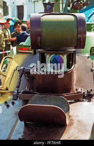 5e exposition militaire biélorusse MILEX 2009 - mai 2009. Missiles antichars 'complexe' sur Khrizantema MTLB blindés. Banque D'Images