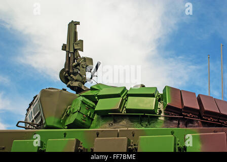 5e exposition militaire biélorusse MILEX 2009 - mai 2009.réservoir T-72 sur la remorque. Banque D'Images