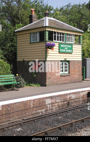 Boîte De Signal à Medstead et quatre points mi Station de chemin de fer à vapeur préservé Hants Banque D'Images