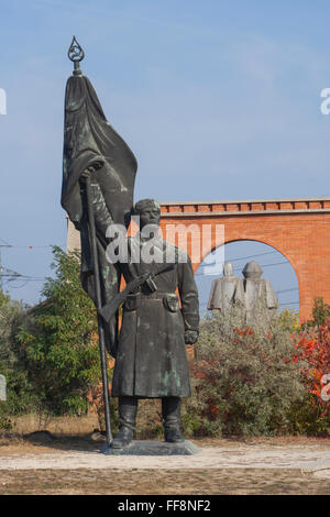 L'Armée rouge de l'ère communiste statue Soldat (1947) dans le Memento Park, Budapest, Hongrie Banque D'Images