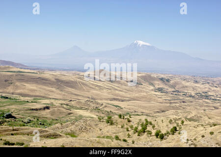 Le mont Ararat (Turquie) vue depuis la route de Garni (Arménie) Banque D'Images