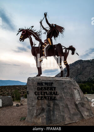 Dans l'Okanagan Sculpture autochtone, Colombie-Britannique, Canada Banque D'Images